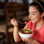 Woman eating enough fibre to improve her diet